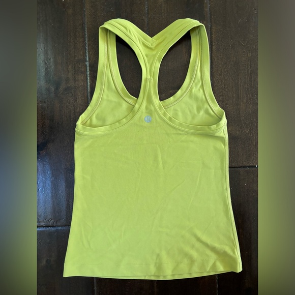Lululemon Cool Racerback Tank Shorter Length Size 2, Yellow, Copper Brown - Picture 3 of 5